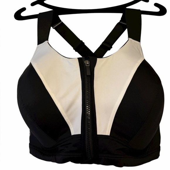 Livi Active Max Support Underwire Sports Bra - Picture 4 of 8